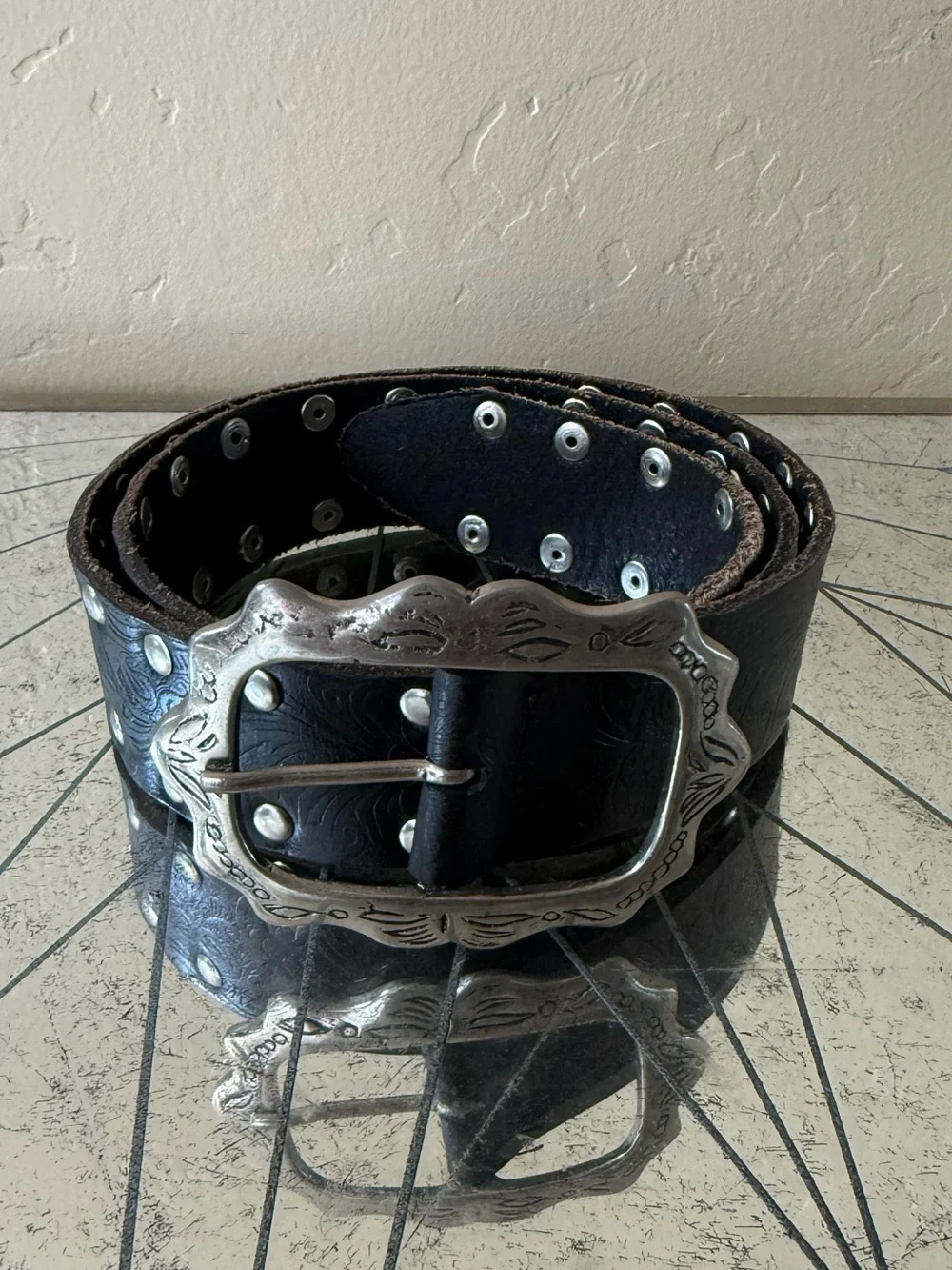 Vintage Black Leather Bohemian Belt with Decorative Brass Silver Buckle M